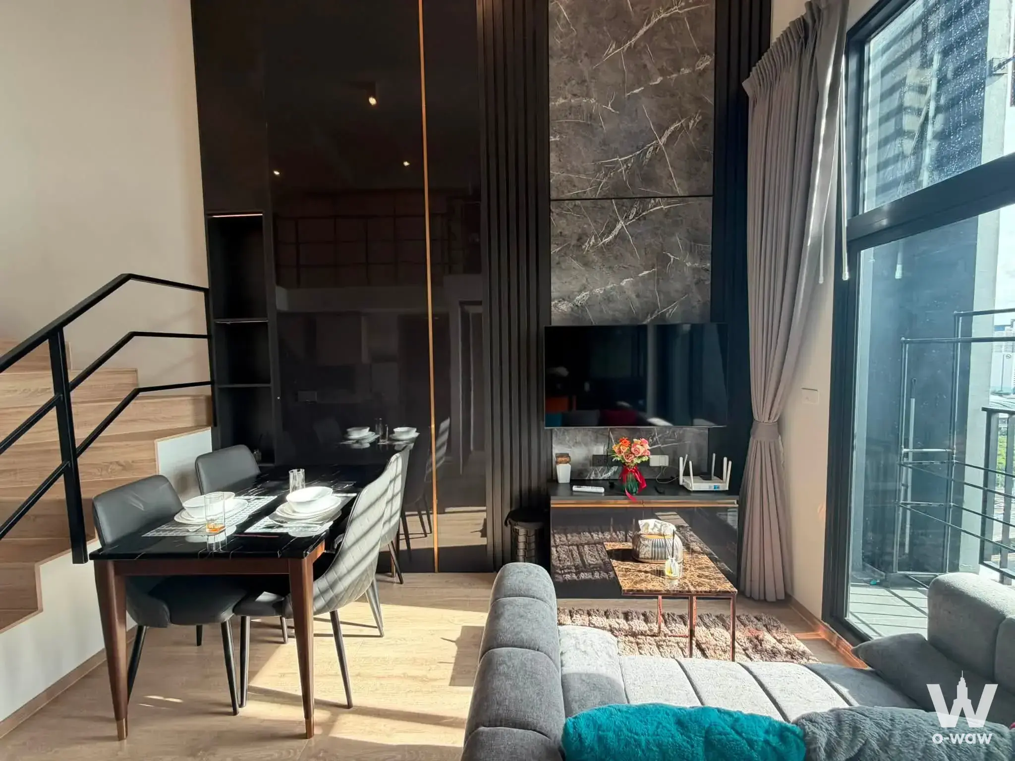 Condo with 2 bedrooms for rent at IDEO Rama 9 - Asoke — photo 2 of 5
