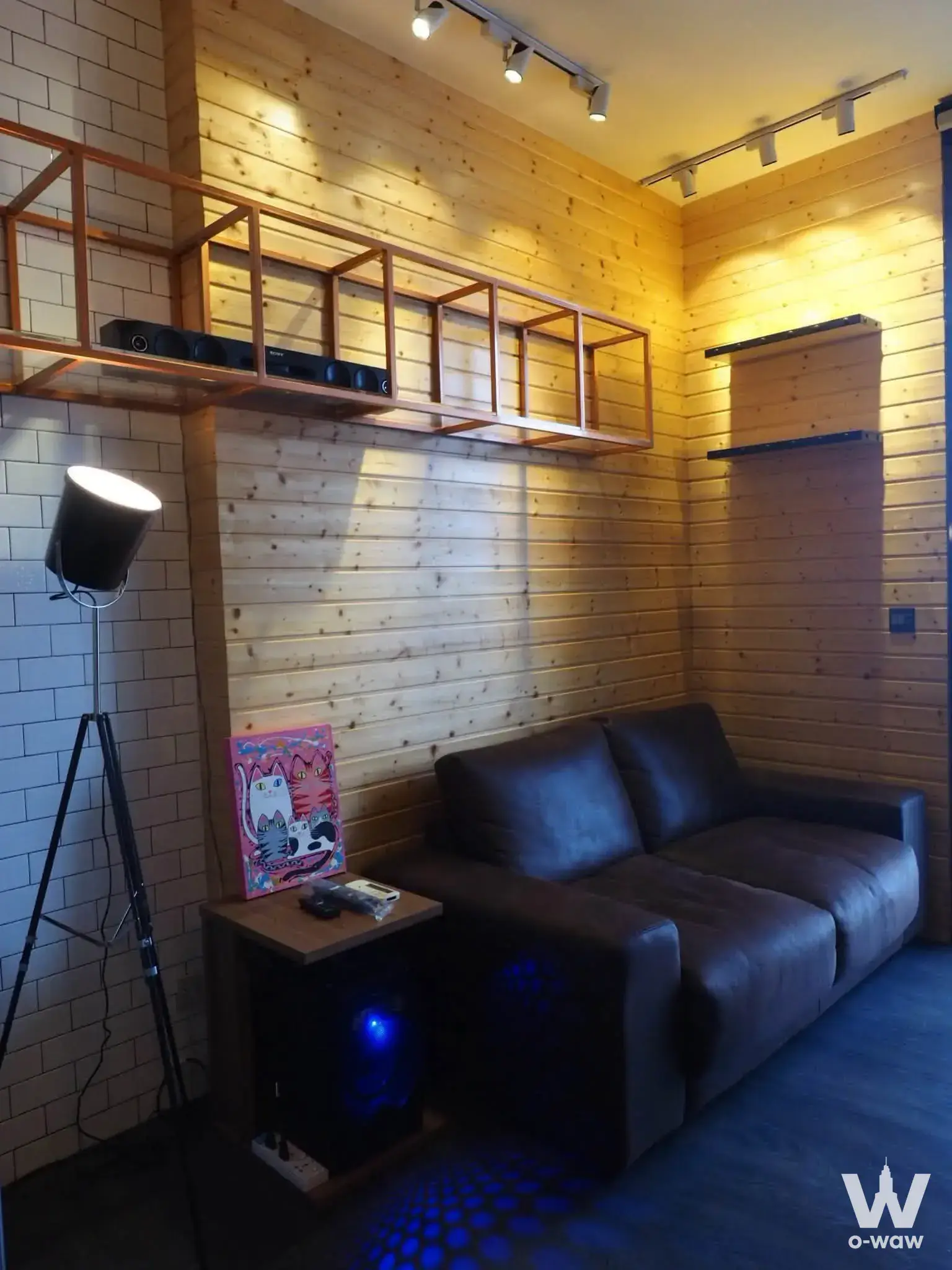 Condo with 1 bedroom for rent at The Edge Sukhumvit 23 — photo 1 of 5