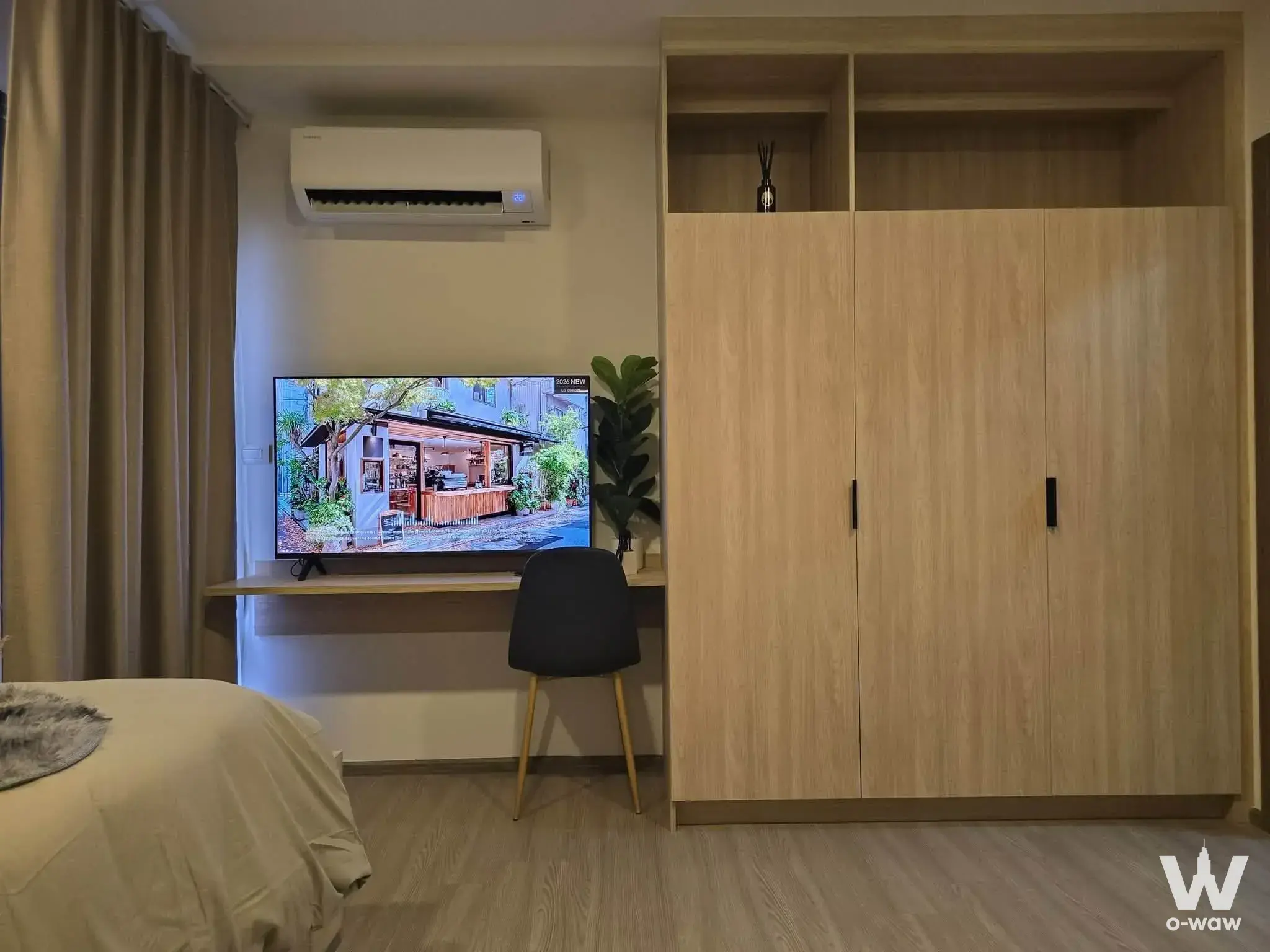 Condo with 1 bedroom for rent at The Muve Pradipat — photo 2 of 4