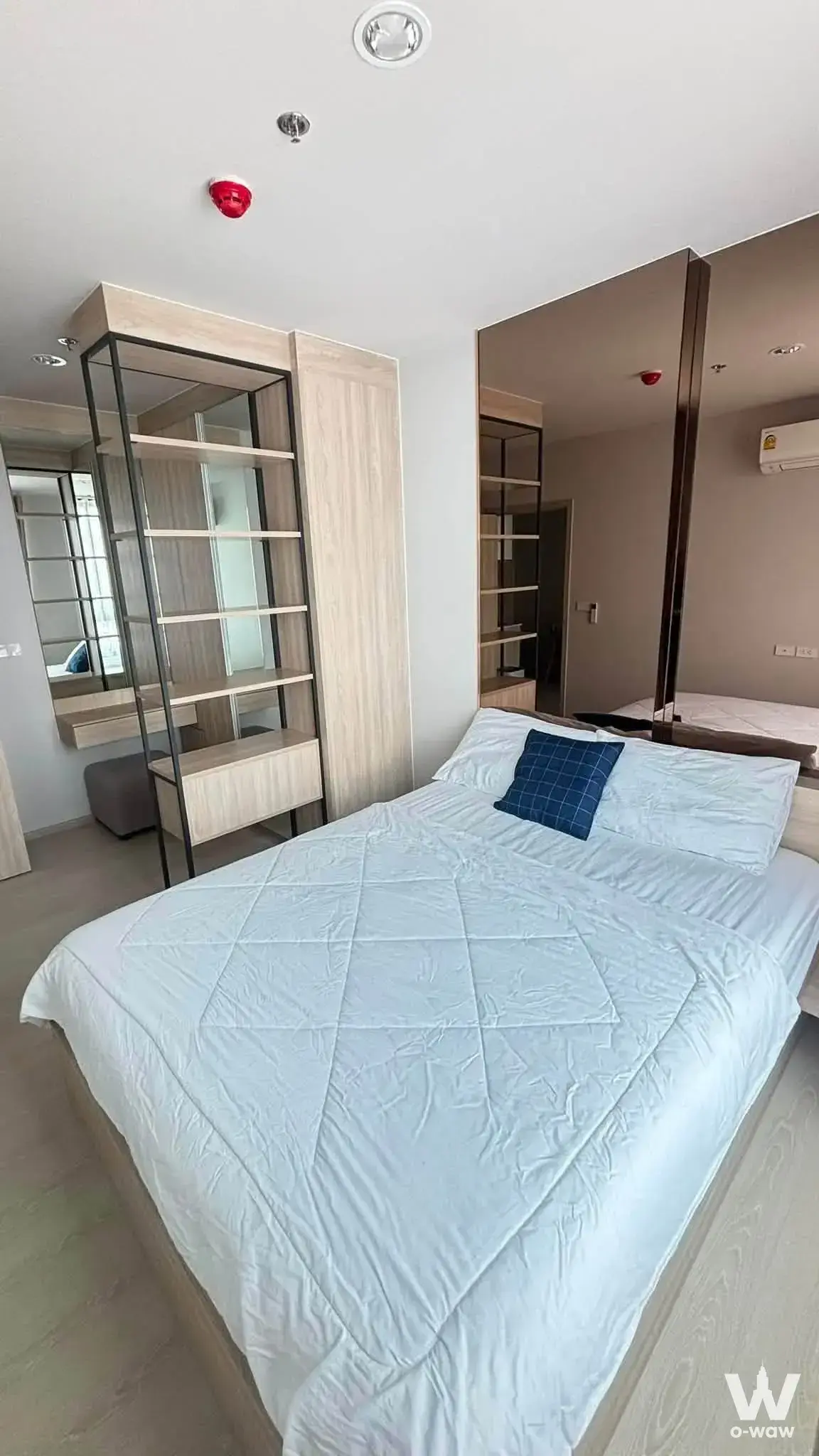 Bangna Road Km 8, Next to Mega Bangna Mall, Bangkok. 20 minutes to Suvarnabhumi Airport.