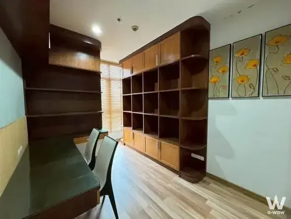 Condo with 3 bedrooms for rent at Ideo Verve Ratchaprarop — photo 2 of 5