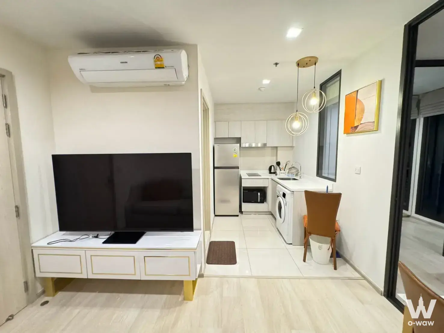 Condo with 1 bedroom for rent at Life One Wireless — photo 3 of 5