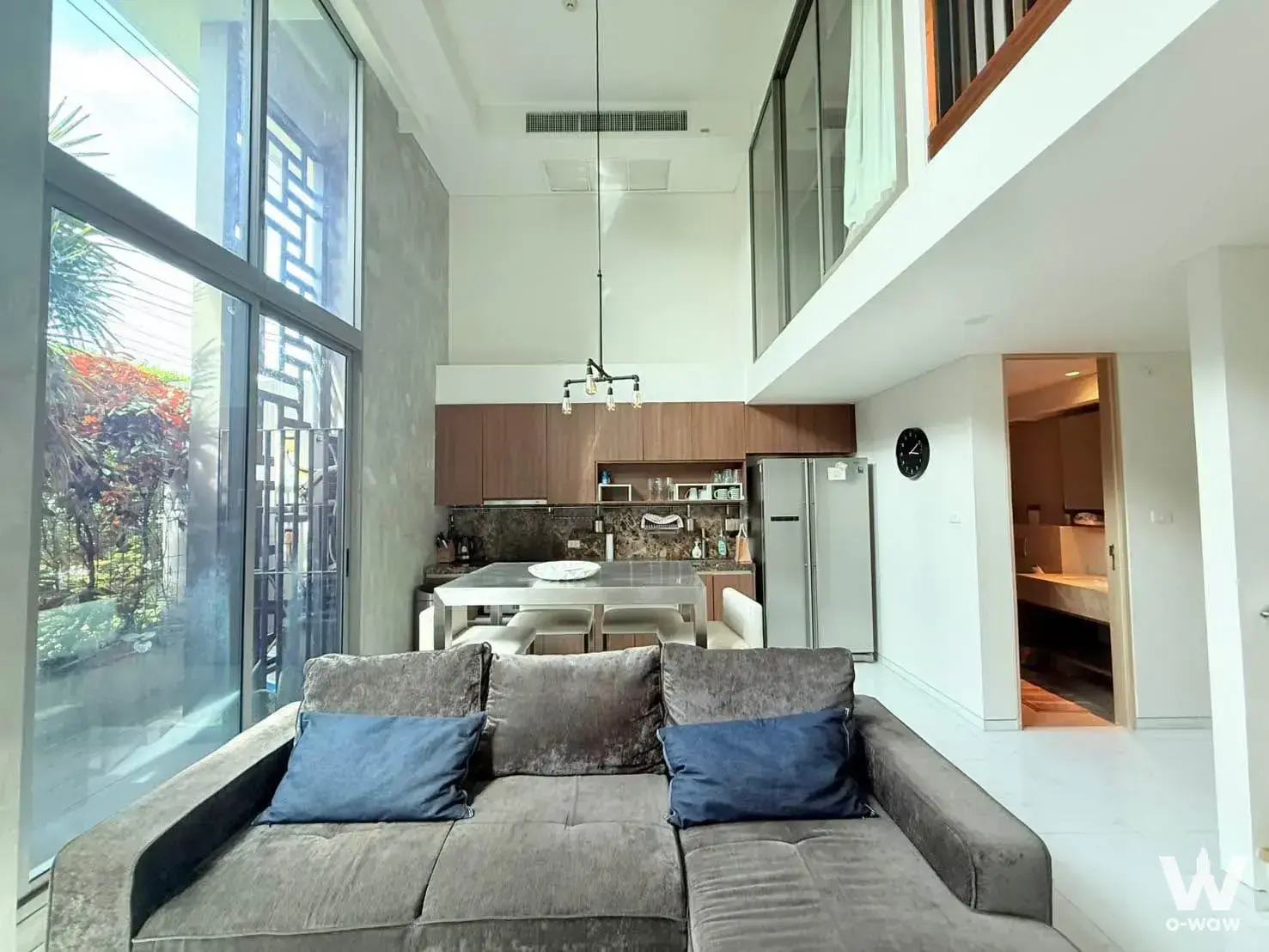 Commercial with 2 bedrooms for rent at Siamese Thirty Nine — photo 2 of 5