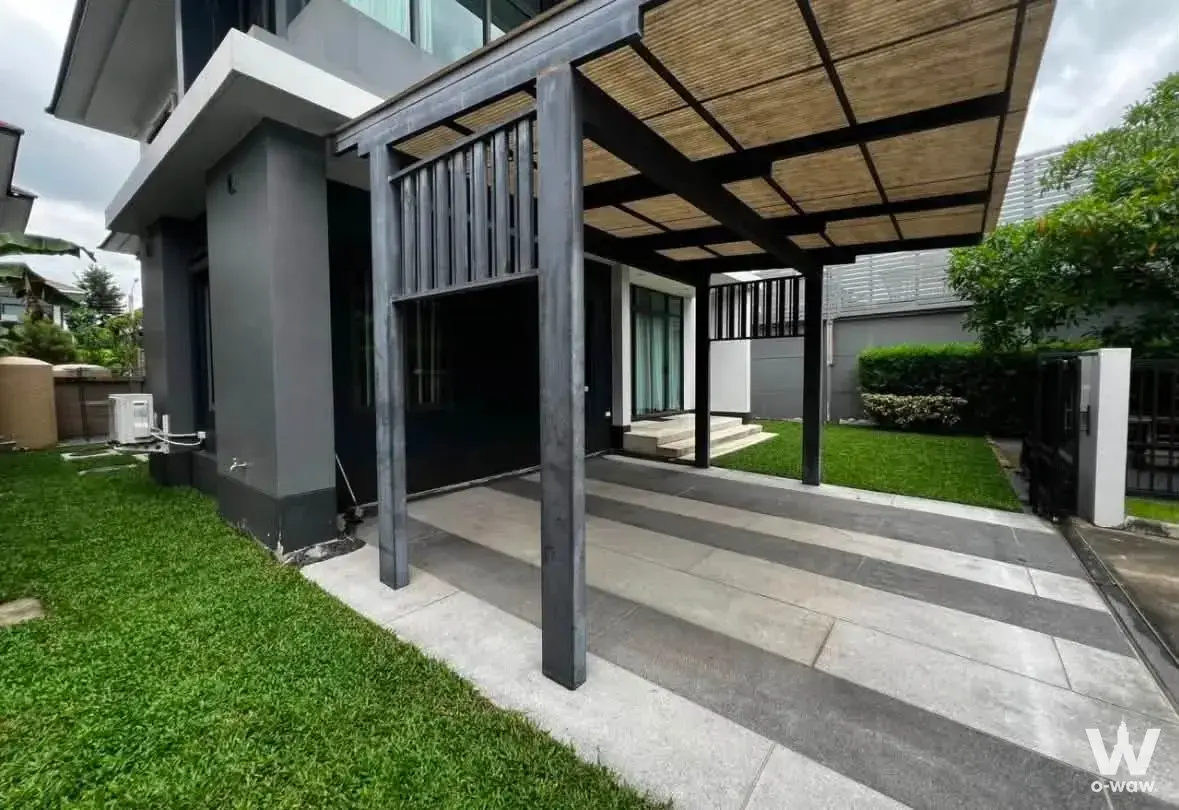 Condo with 4 bedrooms for rent at Setthasiri Krungthep Kreetha — photo 5 of 5