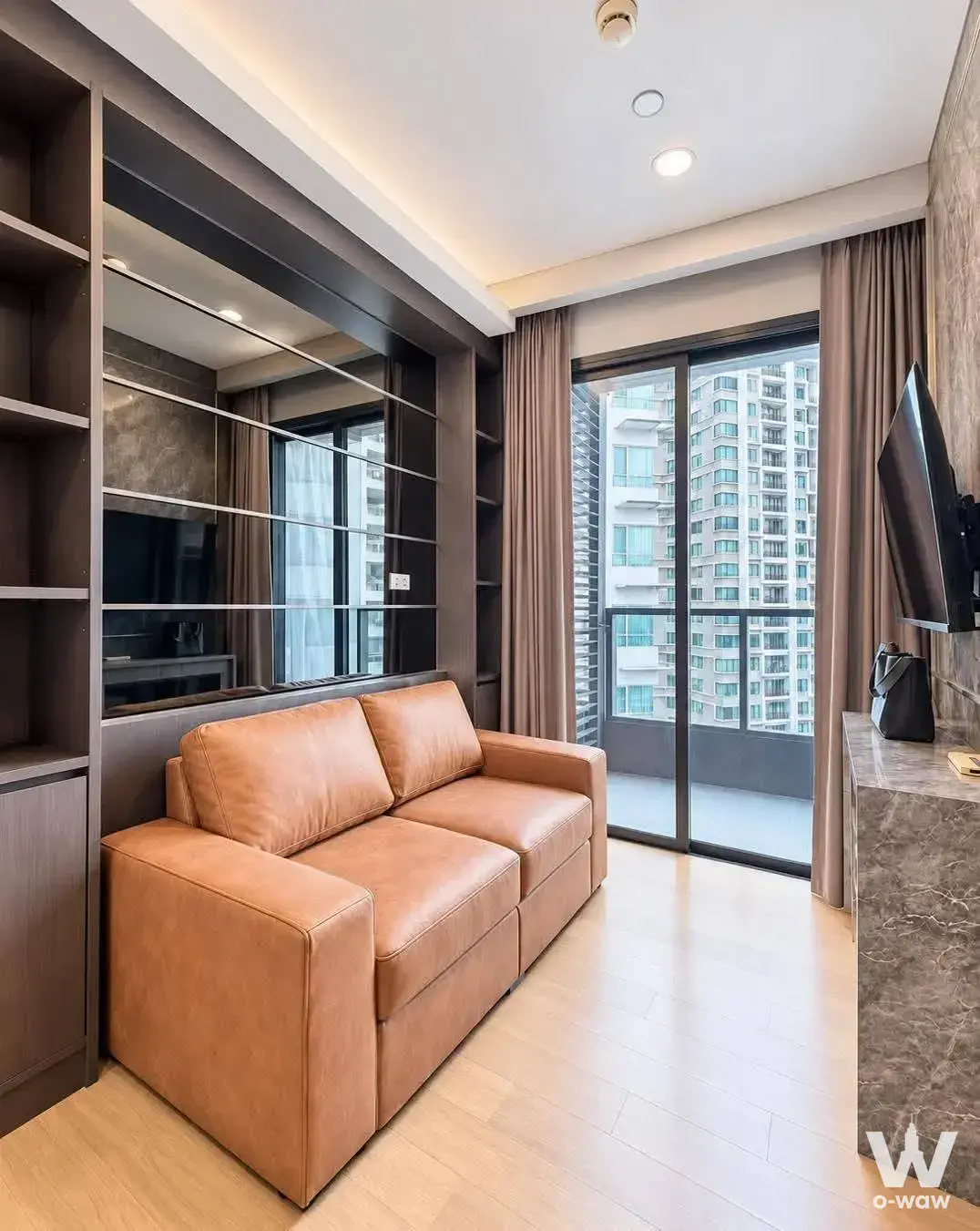 Commercial with 1 bedroom for rent at The Lumpini 24 — photo 1 of 4