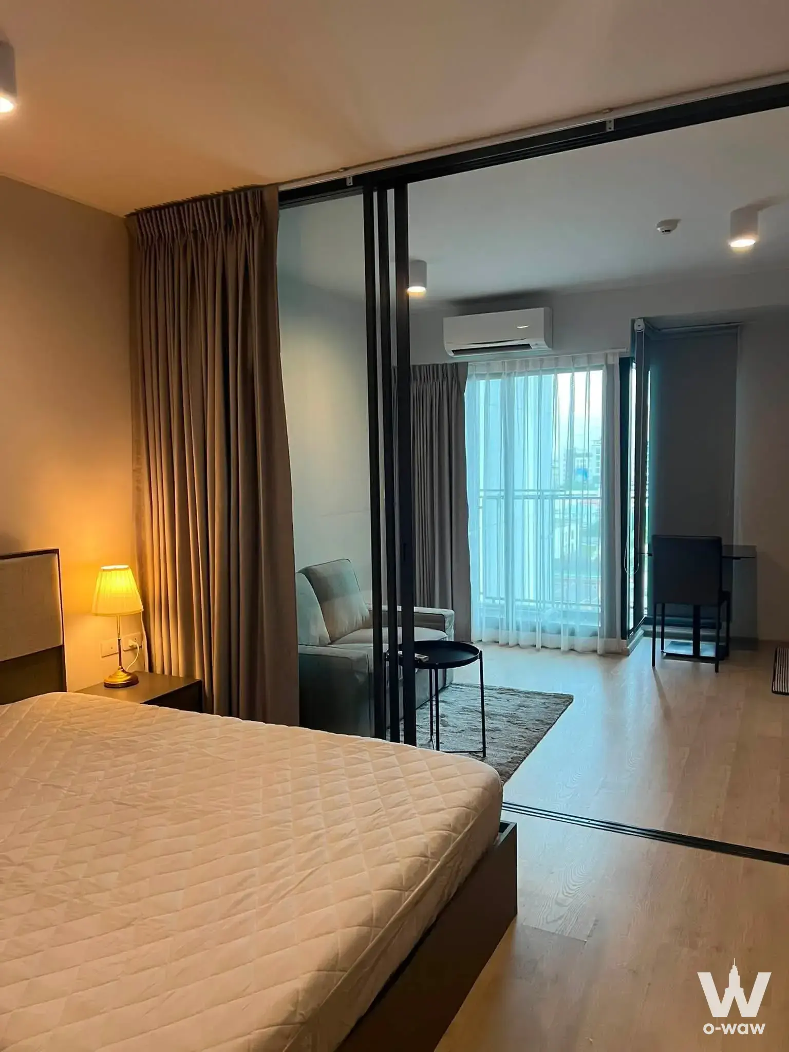 Condo with 1 bedroom for rent at Ideo Ratchada-Sutthisan — photo 1 of 5