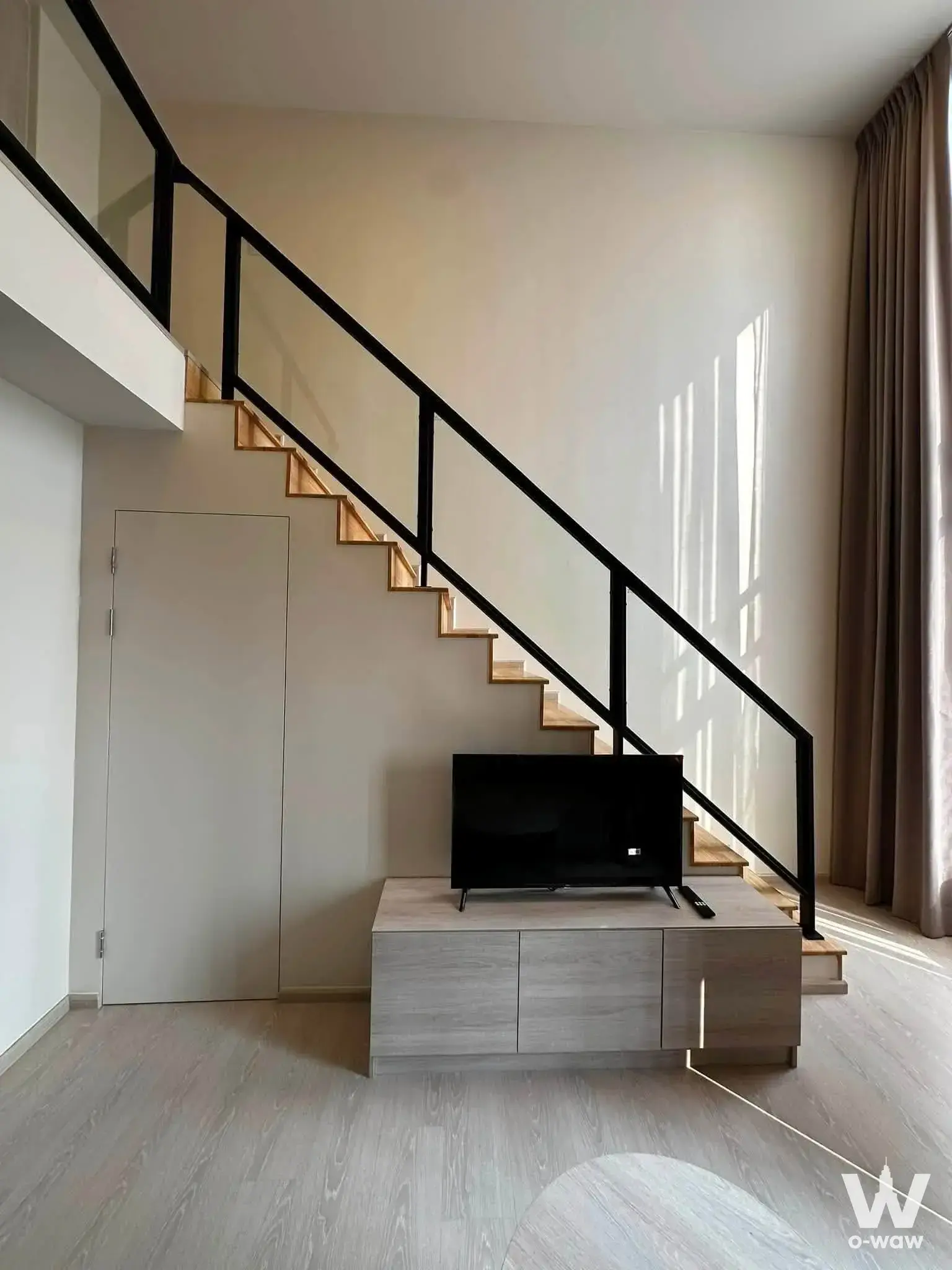 Commercial with 1 bedroom for rent at Near BTS Khlong San, 350 meters from station; 3 minutes to ICONSIAM — photo 7 of 9