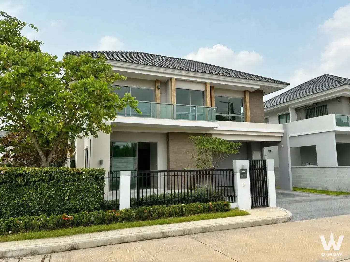 Condo with 4 bedrooms for rent at Perfect Place Chaengwattana 2 — photo 1 of 5