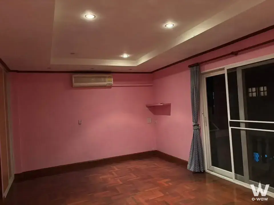 Townhouse with 3 bedrooms for rent at Mueang Pracha Village — photo 4 of 5