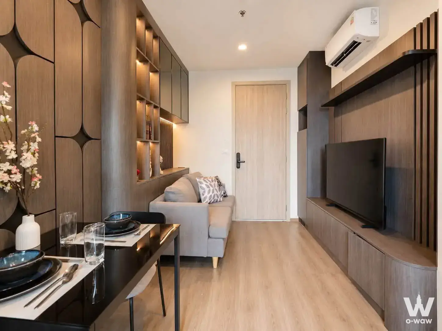 Condo with 1 bedroom for rent at Nue District R9 — photo 2 of 5