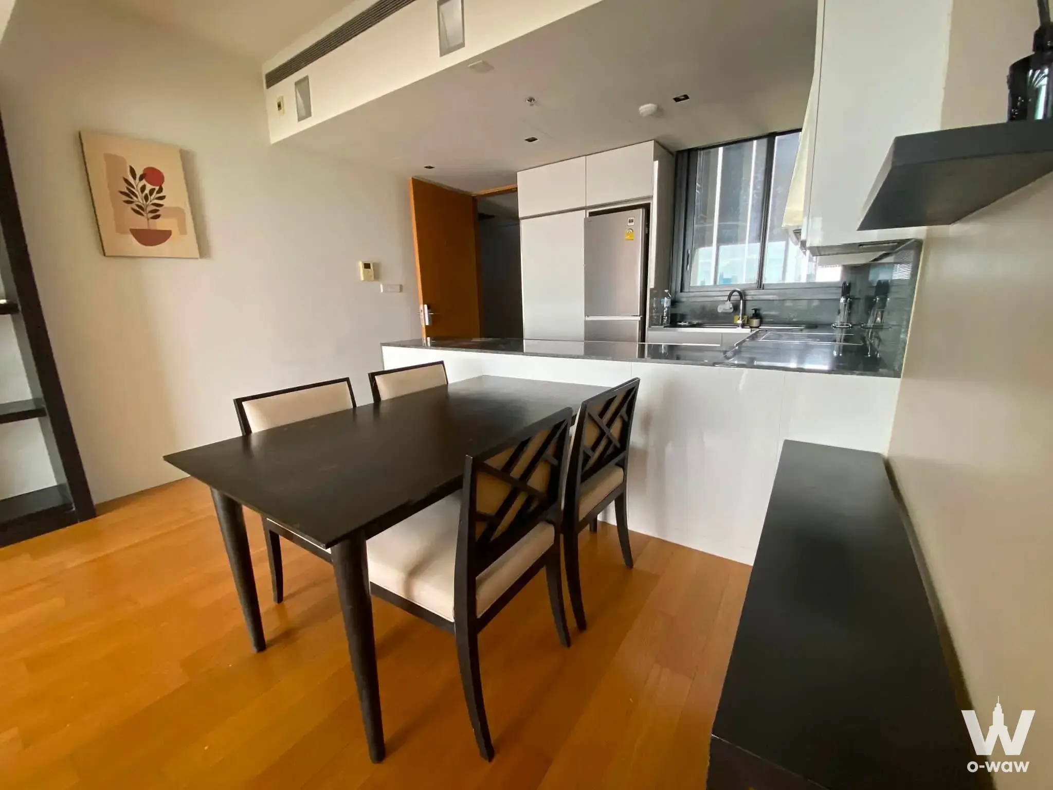 Condo with 2 bedrooms for rent at The Met Condominium — photo 2 of 5