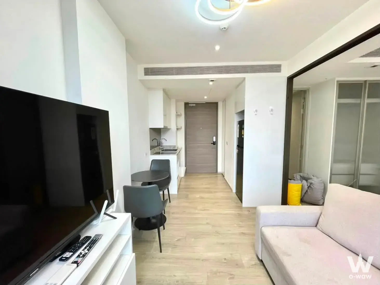 Condo for rent at Fynn Asoke — photo 2 of 4