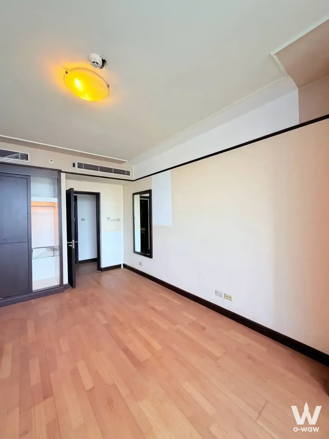 Condo with 2 bedrooms for sale at All Seasons Mansion — photo 5 of 5