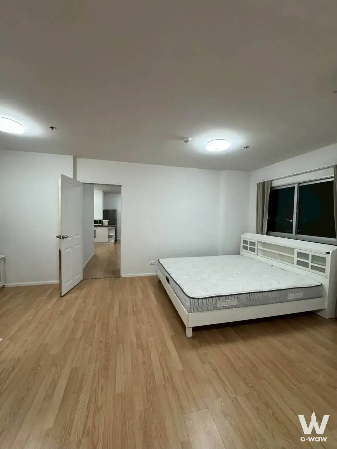 Condo with 1 bedroom for rent at Sukhumvit-Paknam, near Samut Prakan Station (Green Line), Bangplee Expressway, Robinson, Rotus, Imperial World, Nai Ruea Hospital, Paolo Hospital Samut Prakan, Saraphat Chaeng College — photo 1 of 8