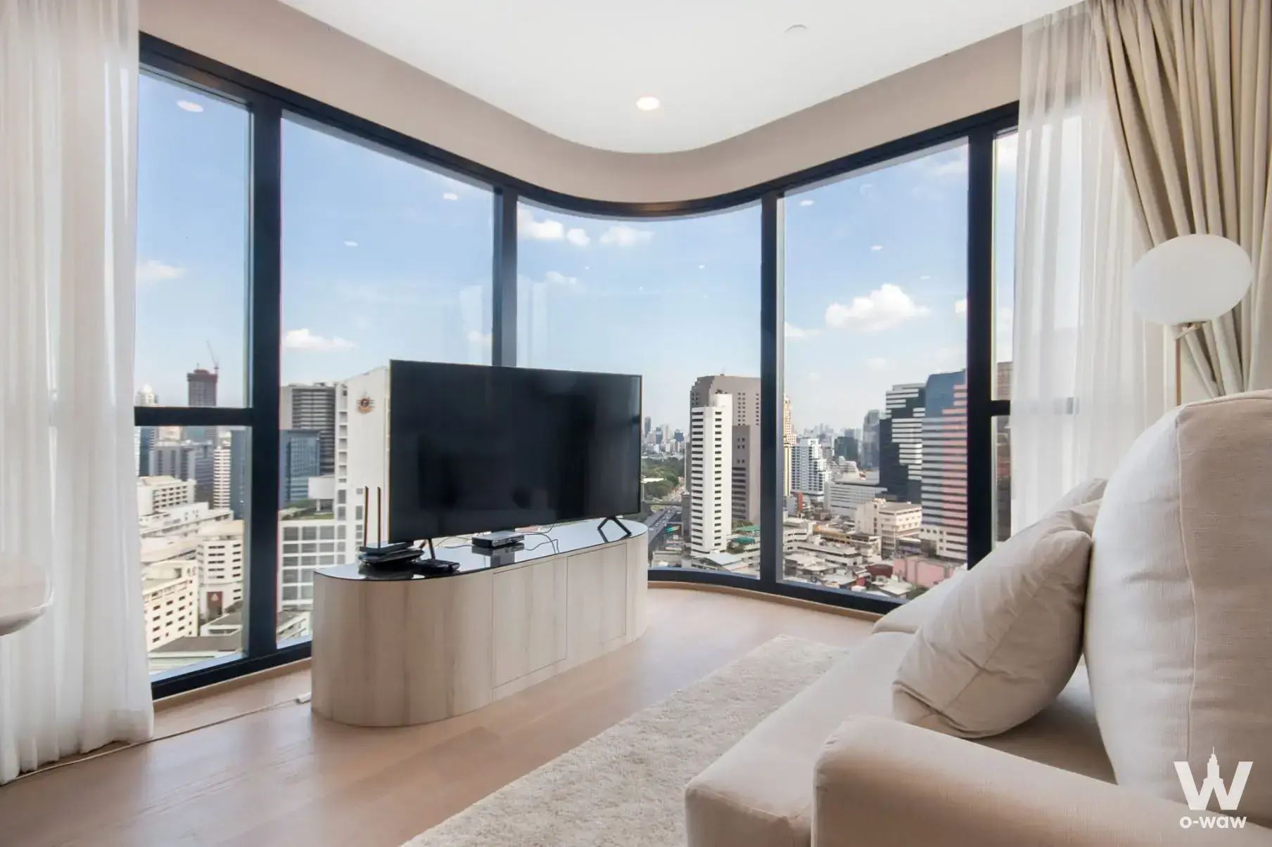 Condo with 2 bedrooms for sale at Ashton Chula-Silom — photo 1 of 5