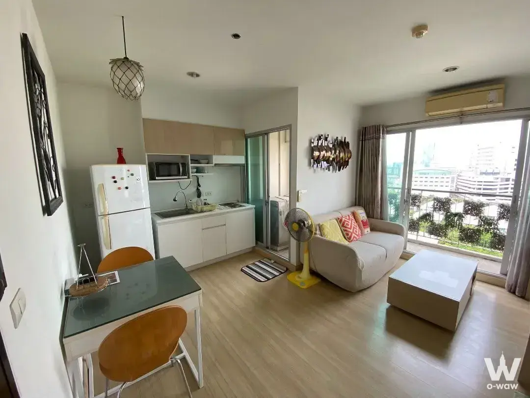 Condo with 1 bedroom for rent at The Parkland Srinakarin Lakeside — photo 4 of 5
