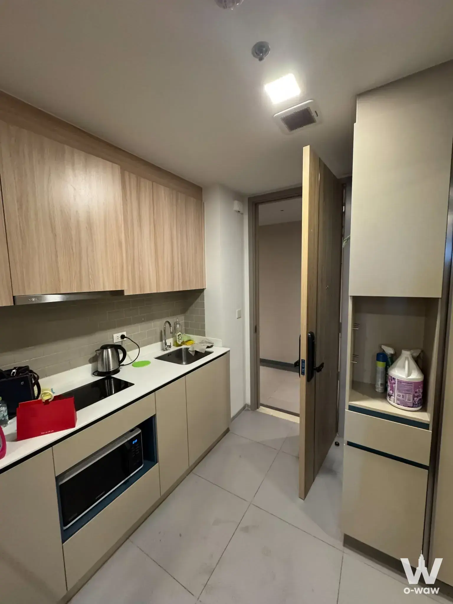 Condo with 1 bedroom for rent at XT Phayathai — photo 3 of 4