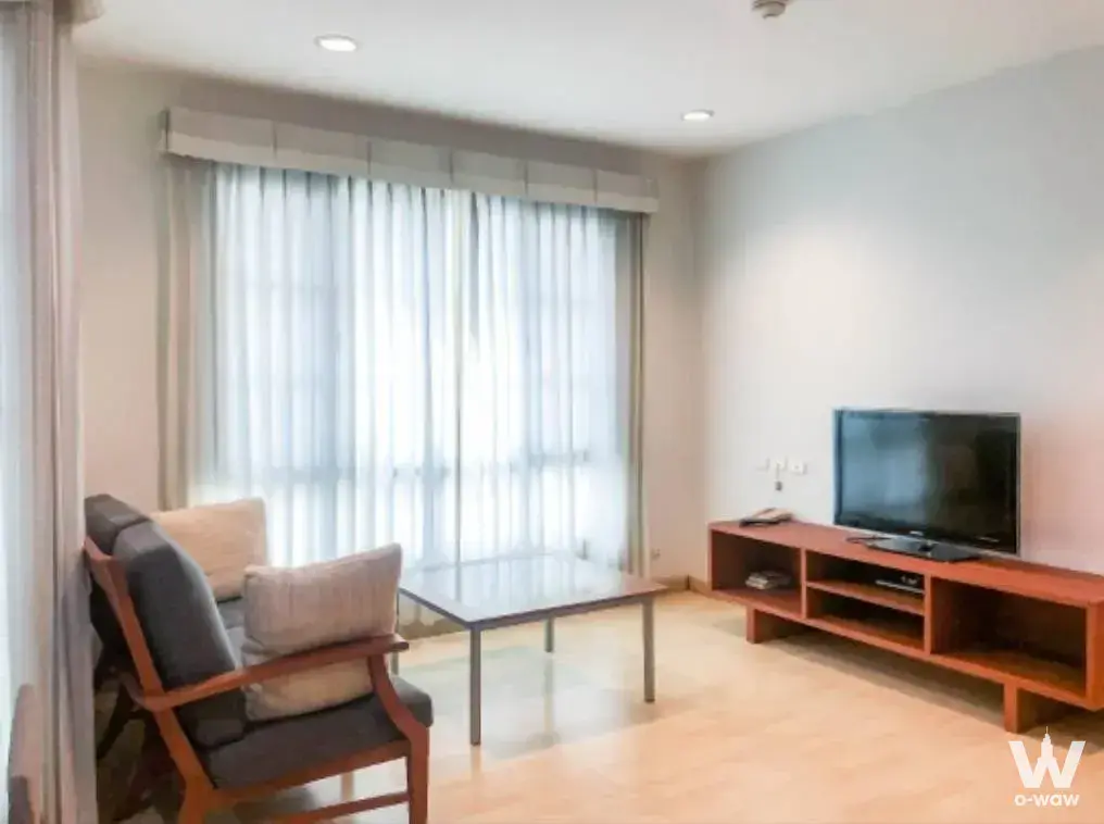 Condo with 2 bedrooms for rent at Citi smart Sukhumvit 18 — photo 2 of 4