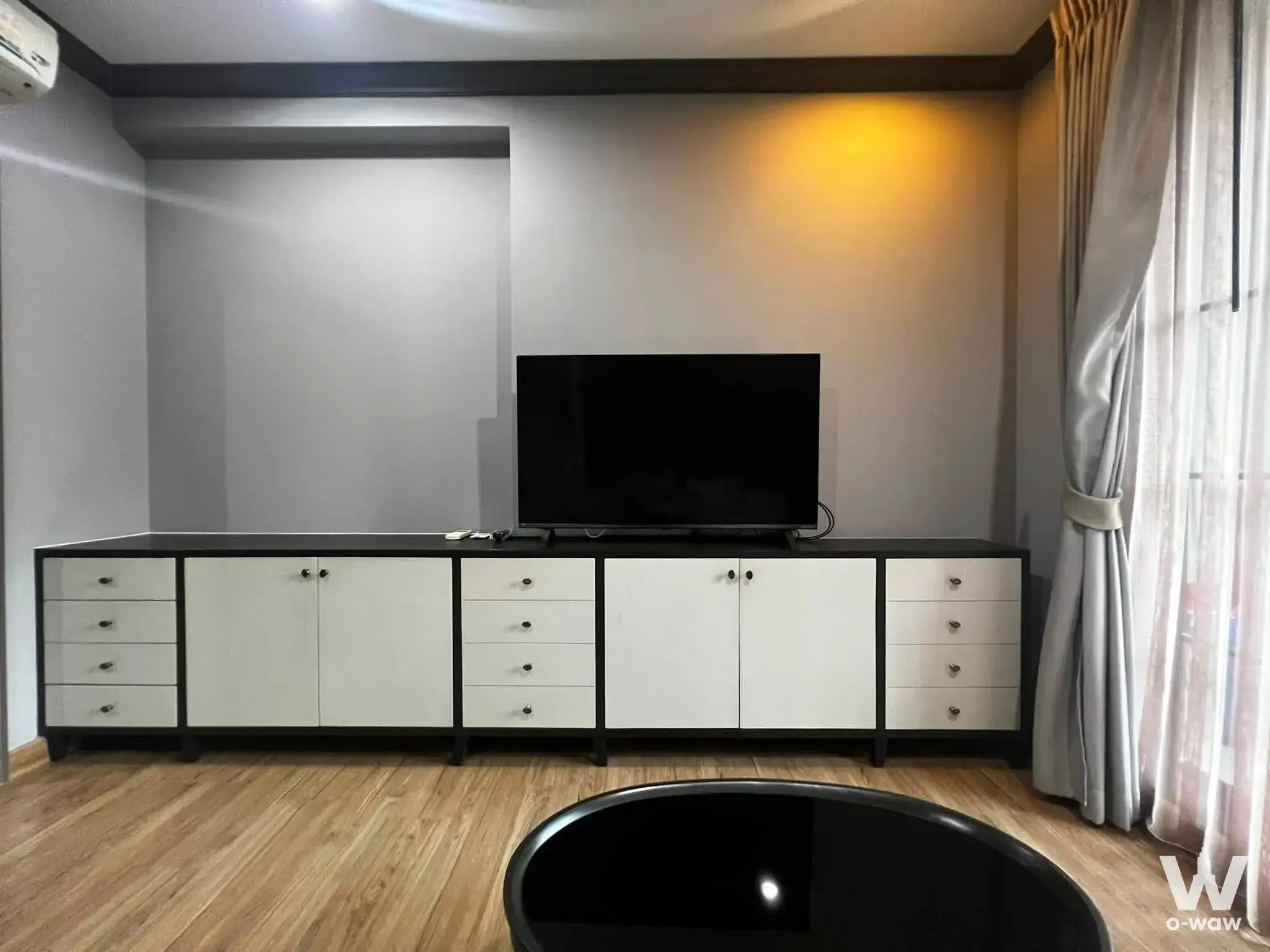 Condo with 1 bedroom for rent at The Reserve Kasemsan 3 — photo 2 of 5