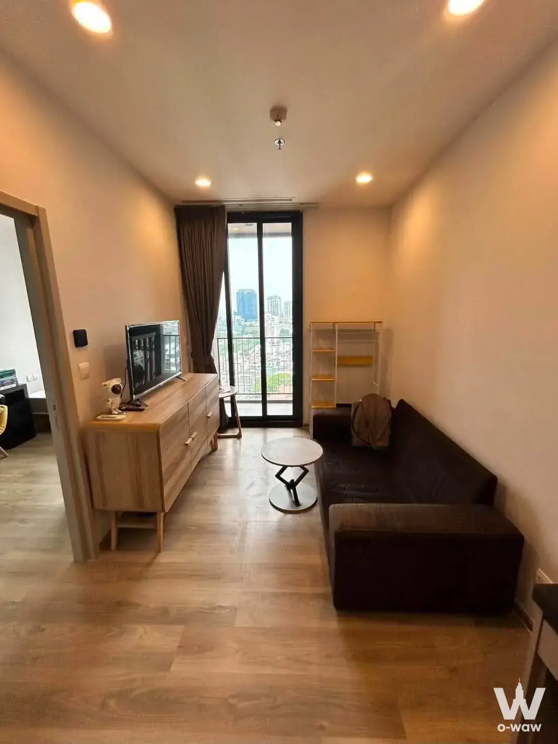 Condo with 1 bedroom for rent at Oka Haus — photo 1 of 3