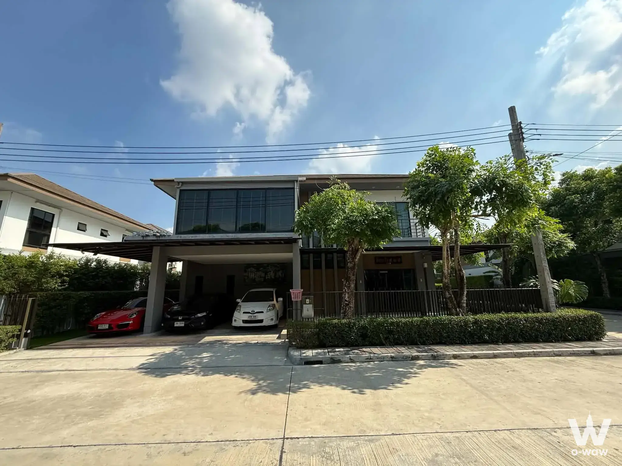 House with 4 bedrooms for rent at Baan Lumpini Suan Luang Rama 9 — photo 1 of 5