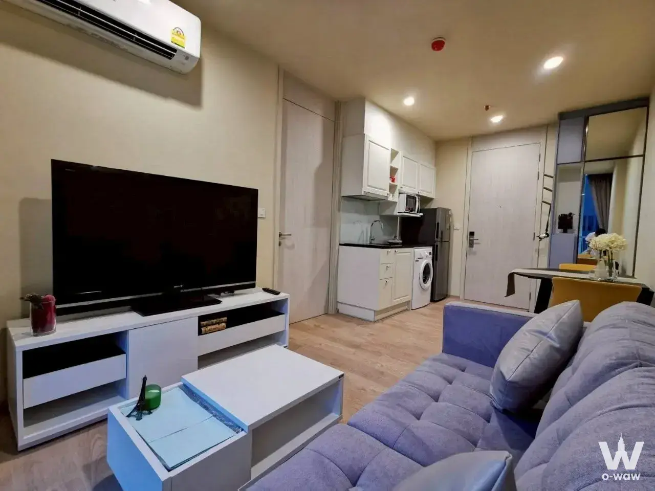 Condo with 1 bedroom for rent at โนเบิล รีโคล - Noble Recole — photo 3 of 5