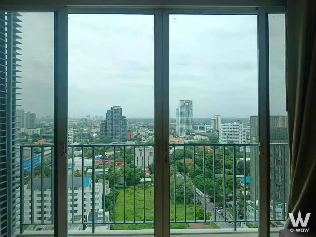 Condo with 3 bedrooms for rent at Siri at Sukhumvit — photo 5 of 5